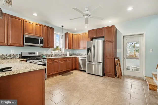 $200,000 | 126 East Market Street, Gratz, PA 17030