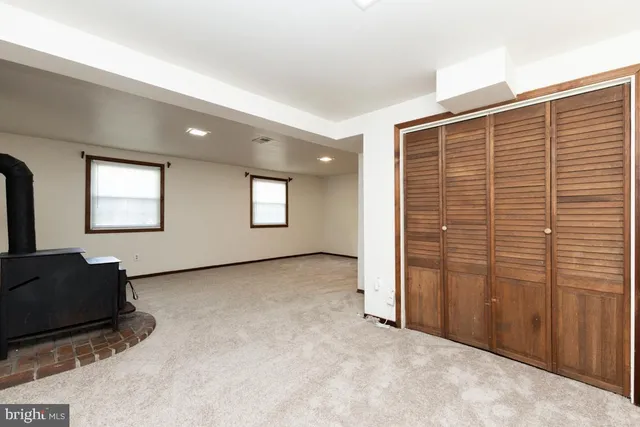 $2,700 | 5308 Macwood Drive, Woodbridge, VA 22193