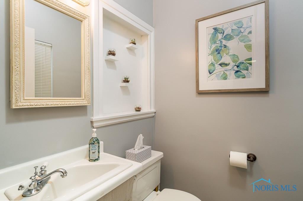 3663 Indian Road Toledo, OH 43606 - Photo 15 of 31 Gallery Image 15