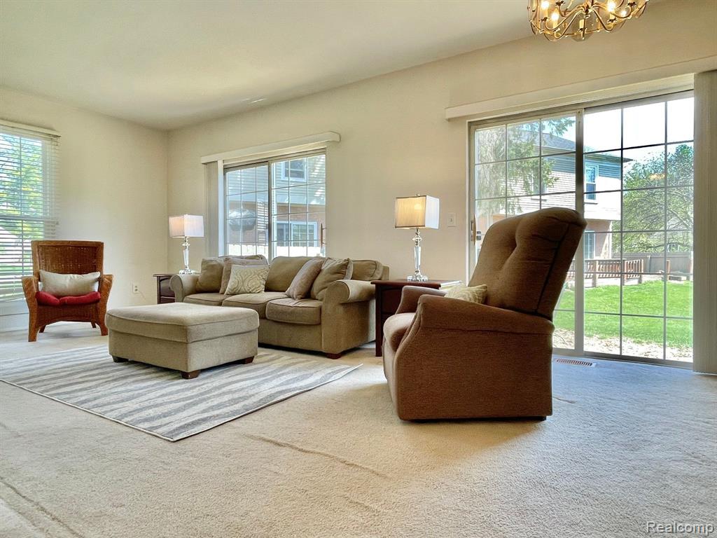 1223 Candlestick Lane Rochester Hills, MI 48306 - Photo 12 of 37