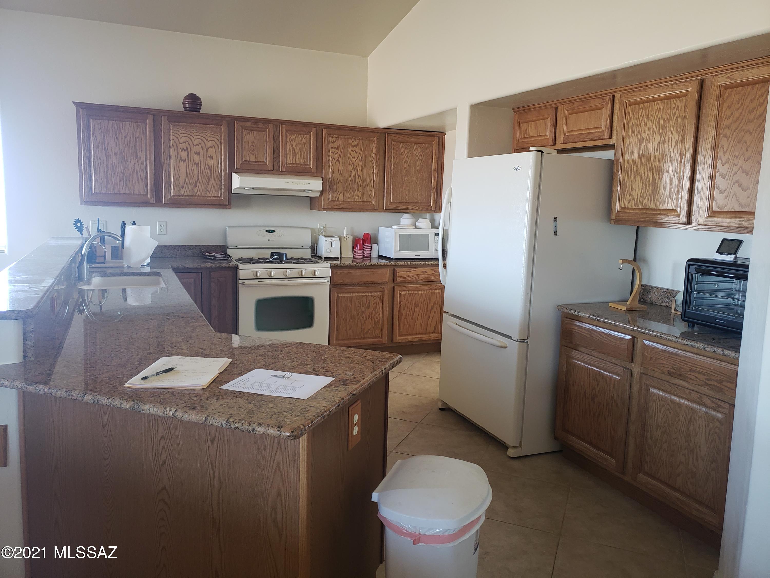 440 Soda Lane Rio Rico, AZ 85648 - Photo 12 of 38