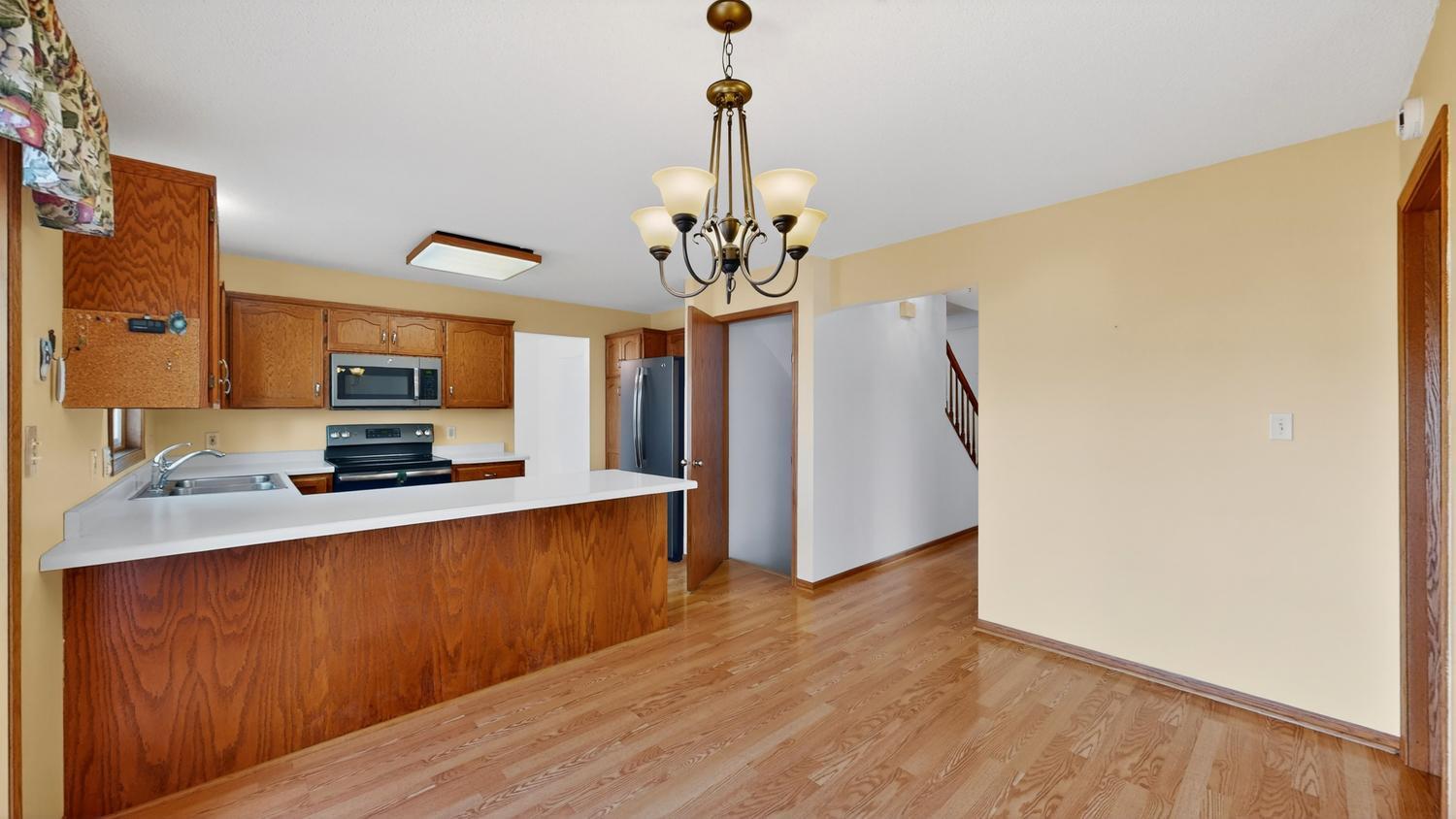 4236 Stoneham Lane Northwest Rochester, MN 55901 - Photo 11 of 61 Gallery Image 11