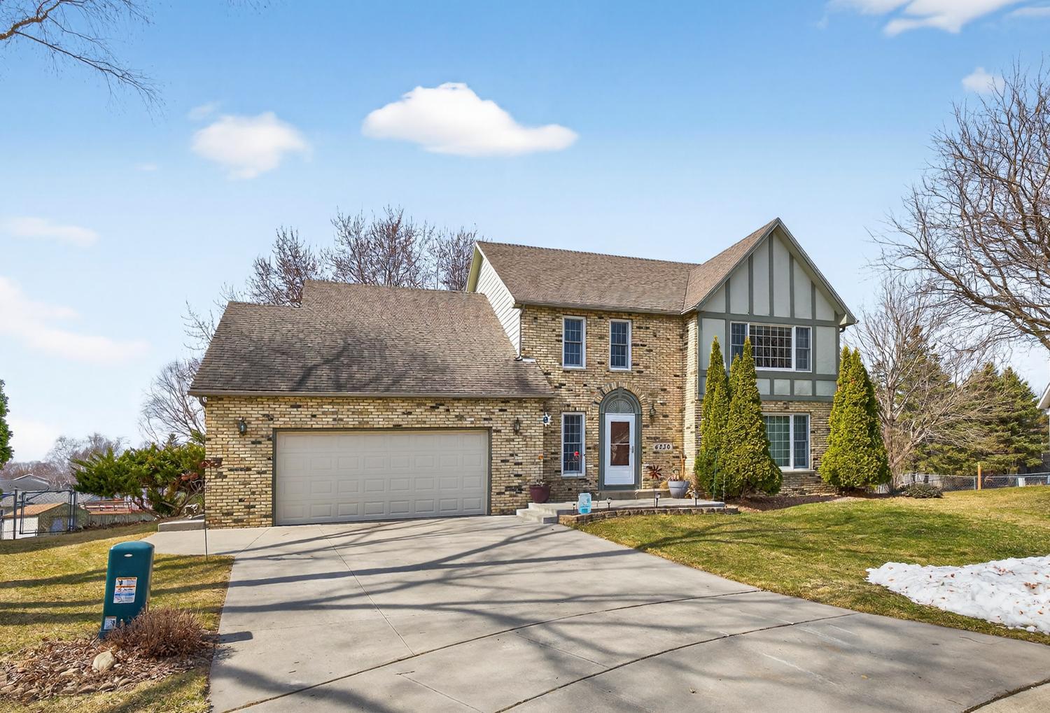 4236 Stoneham Lane Northwest Rochester, MN 55901 - Photo 4 of 61 Gallery Image 4