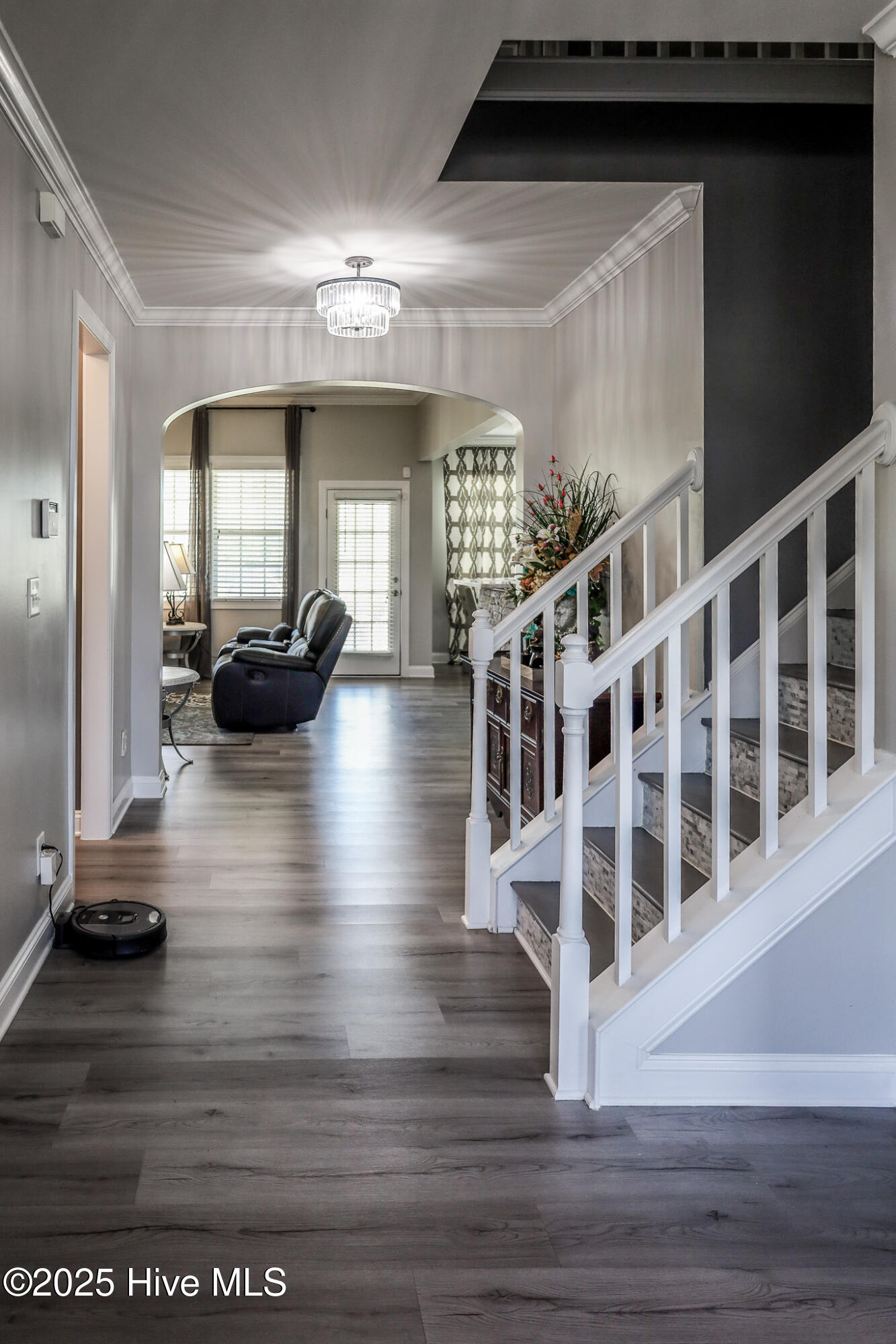 201 River Winding Road Jacksonville, NC 28540 - Photo 6 of 52 Front Foyer