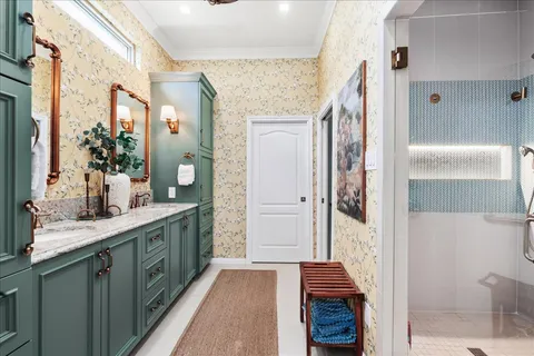 $1,199,999 | 58 Cottondale Road, The Hills, TX 78738