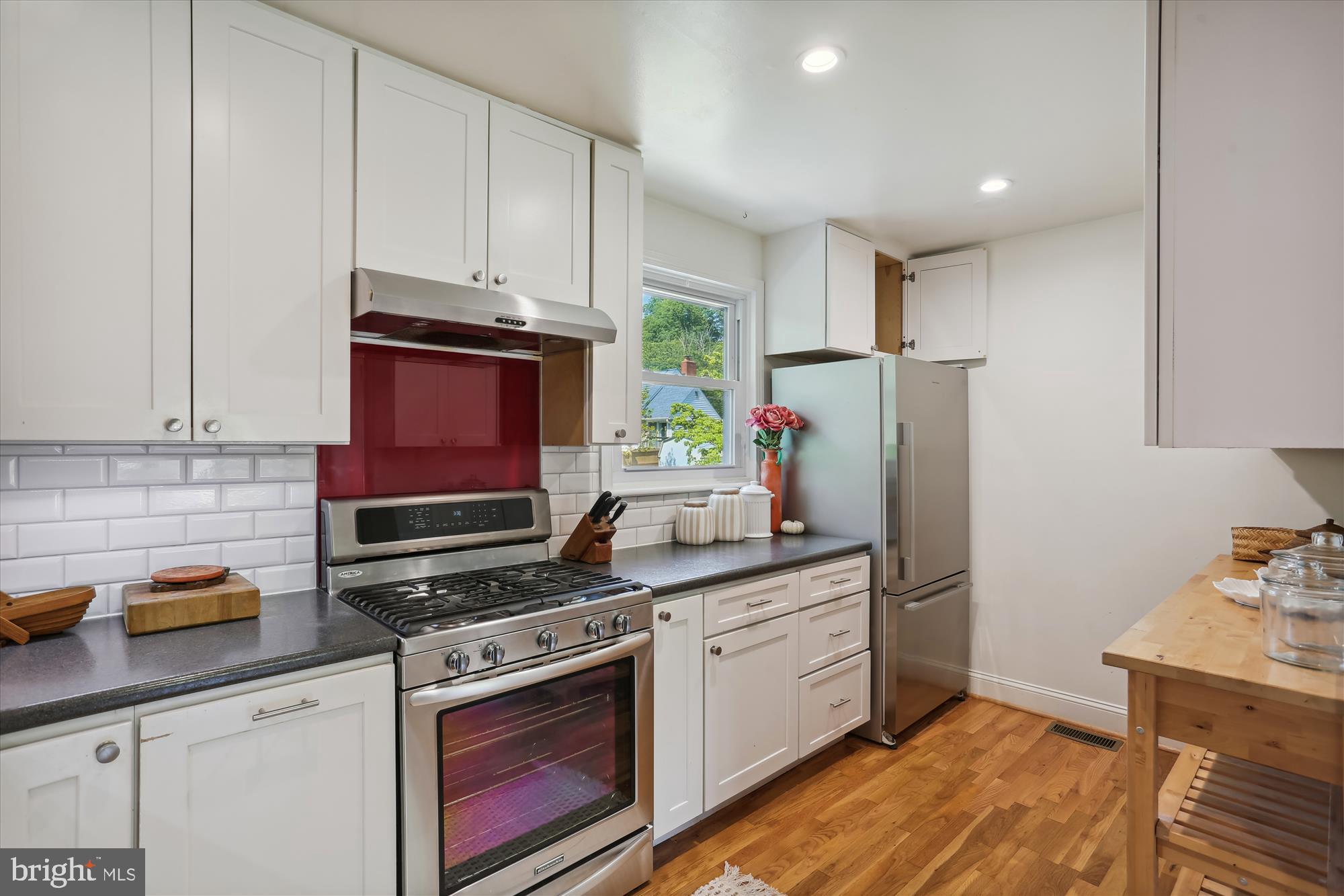 903 Kerwin Road Silver Spring, MD 20901 - Photo 11 of 51 Updated Kitchen