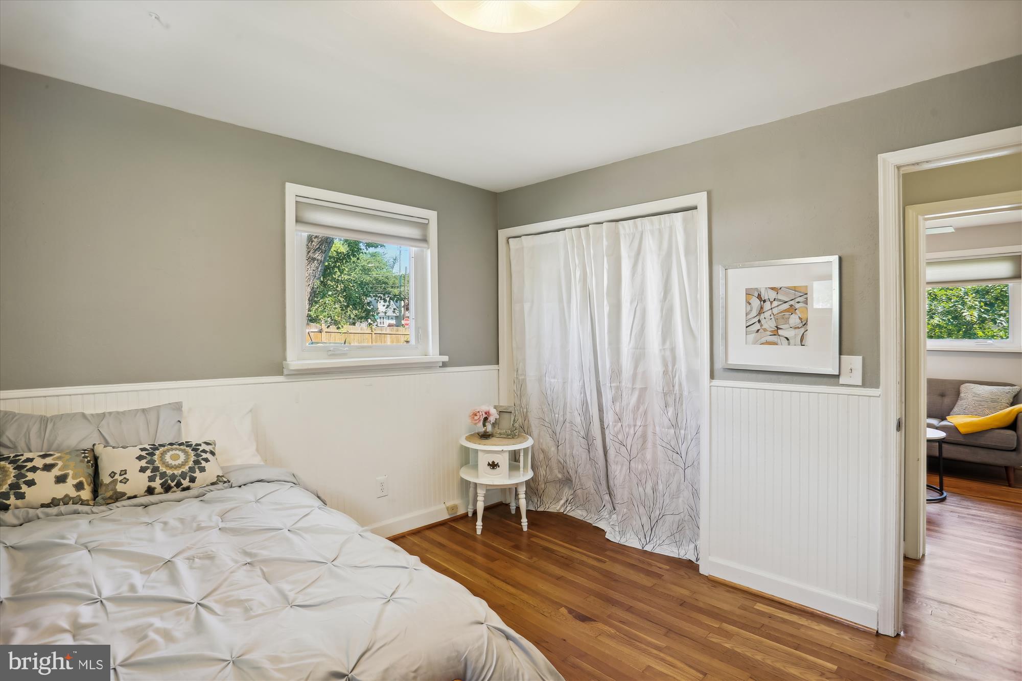 903 Kerwin Road Silver Spring, MD 20901 - Photo 18 of 51 Bright Bedroom