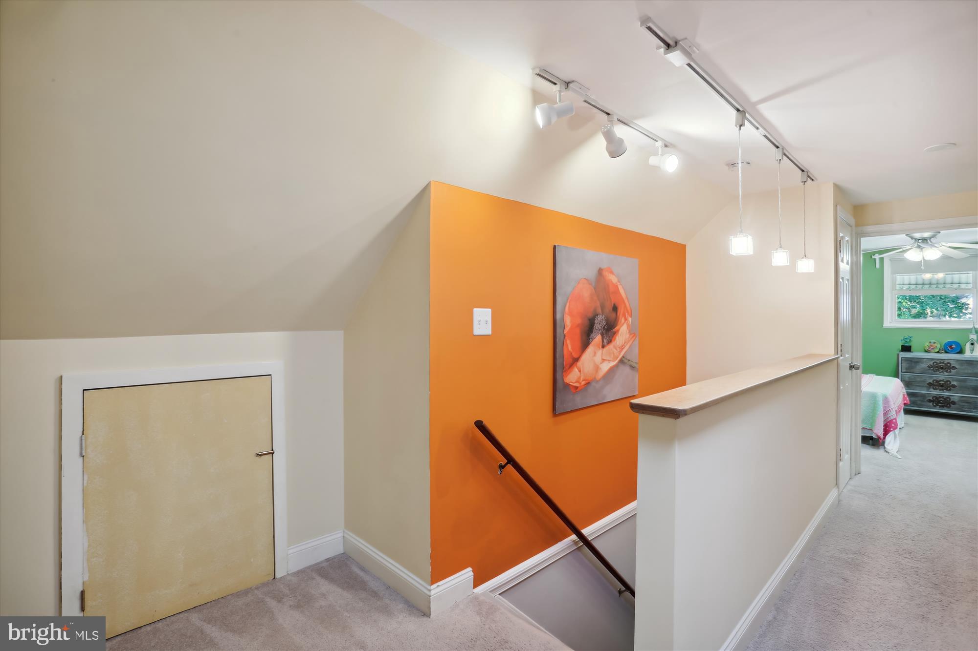 903 Kerwin Road Silver Spring, MD 20901 - Photo 19 of 51 Stairway to the Upper Level