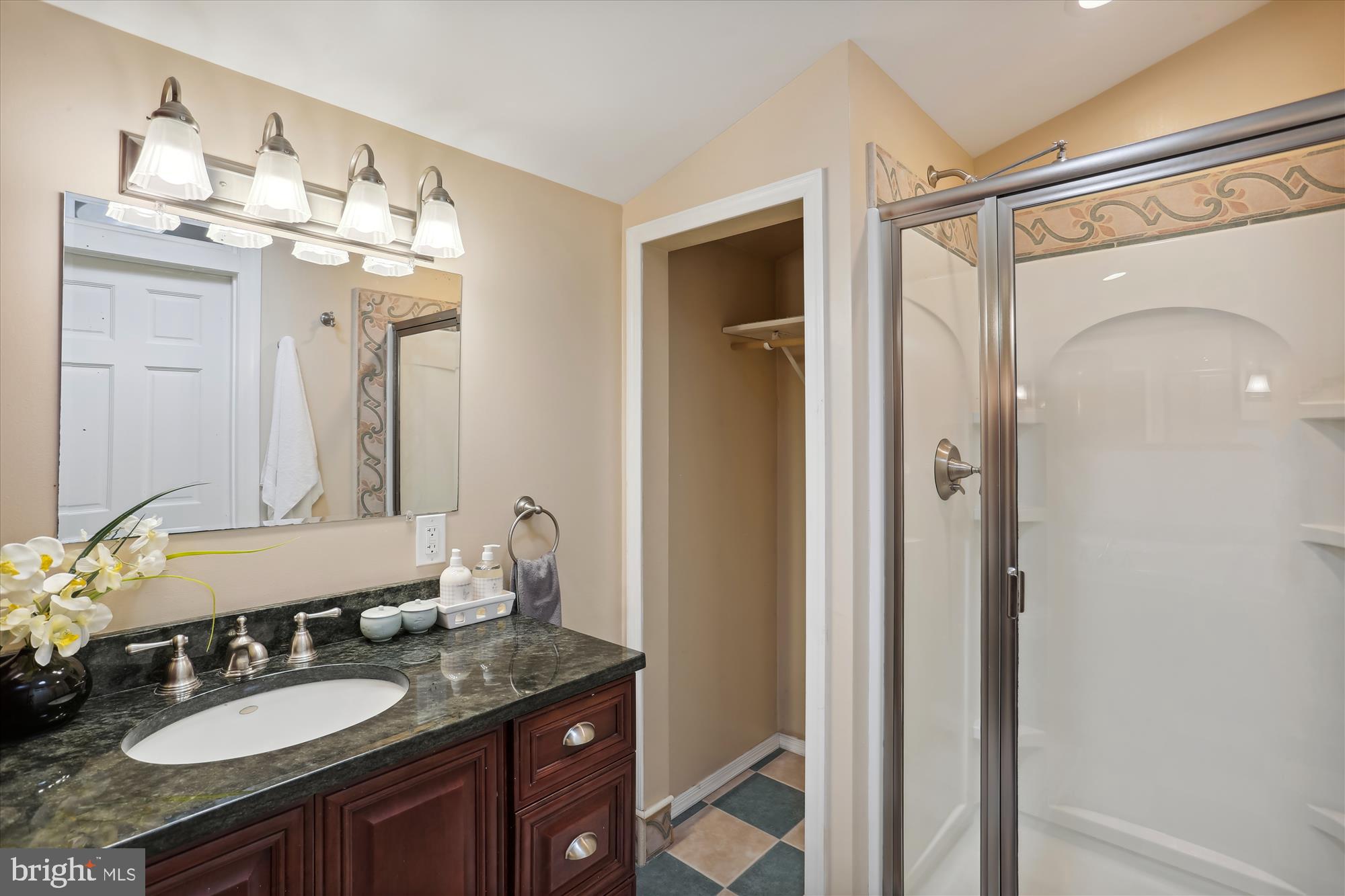 903 Kerwin Road Silver Spring, MD 20901 - Photo 27 of 51 Separate Shower in the Primary Bath