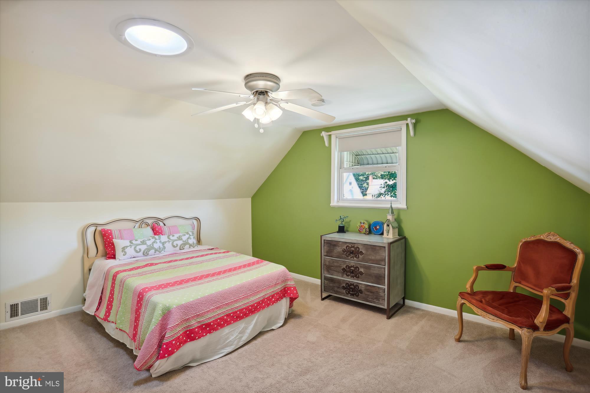 903 Kerwin Road Silver Spring, MD 20901 - Photo 28 of 51 Third Bedroom