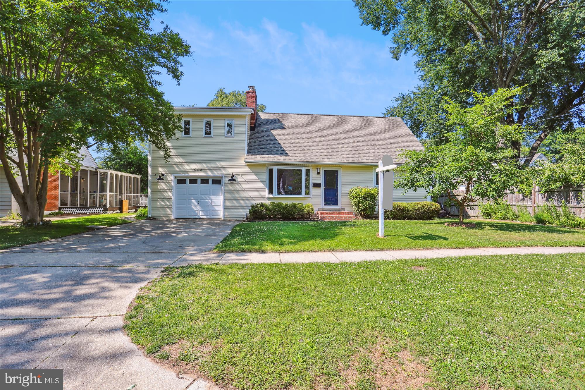 903 Kerwin Road Silver Spring, MD 20901 - Photo 41 of 51 Exterior Front / One Car Garage