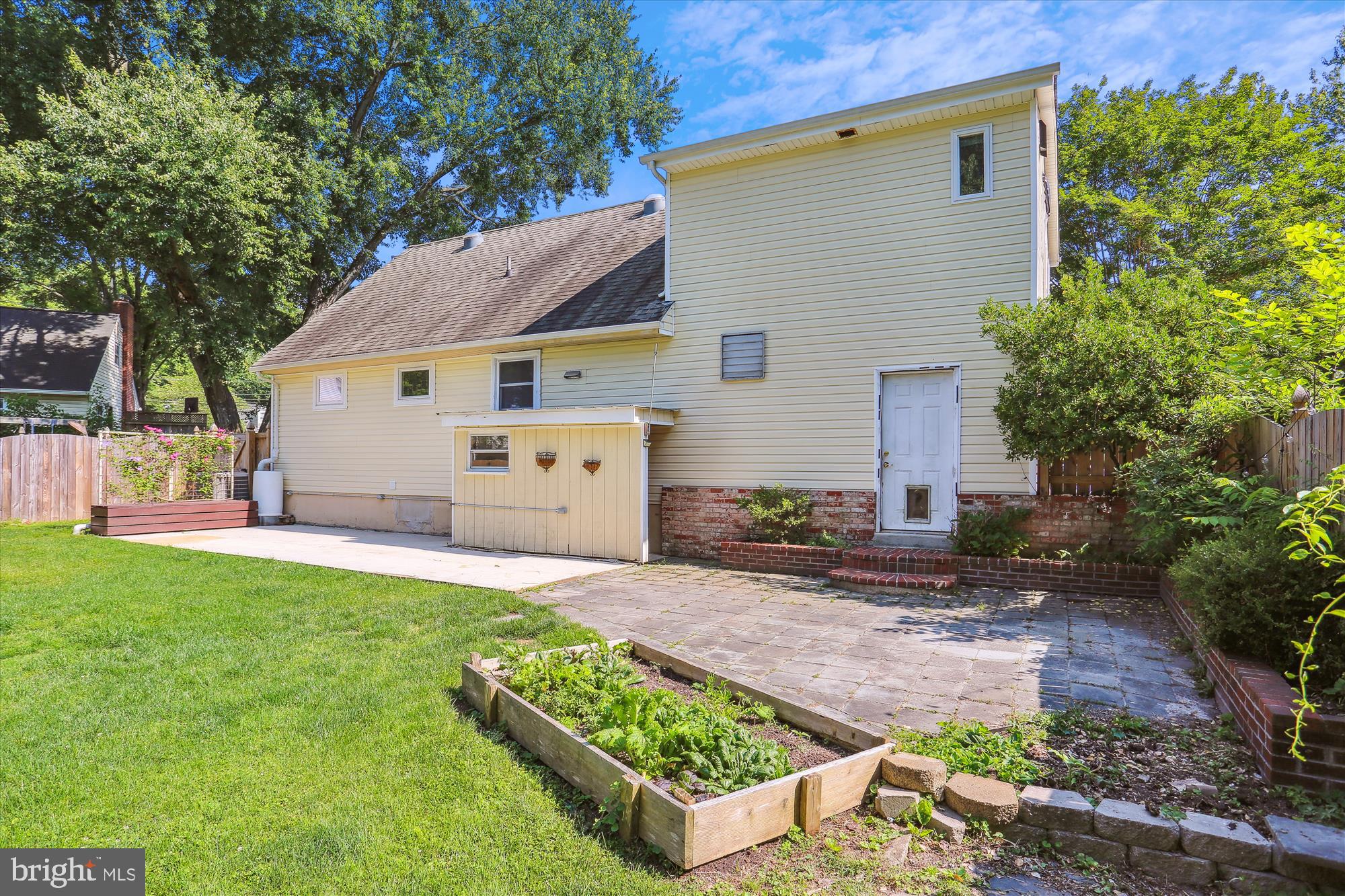 903 Kerwin Road Silver Spring, MD 20901 - Photo 43 of 51 Exterior Rear