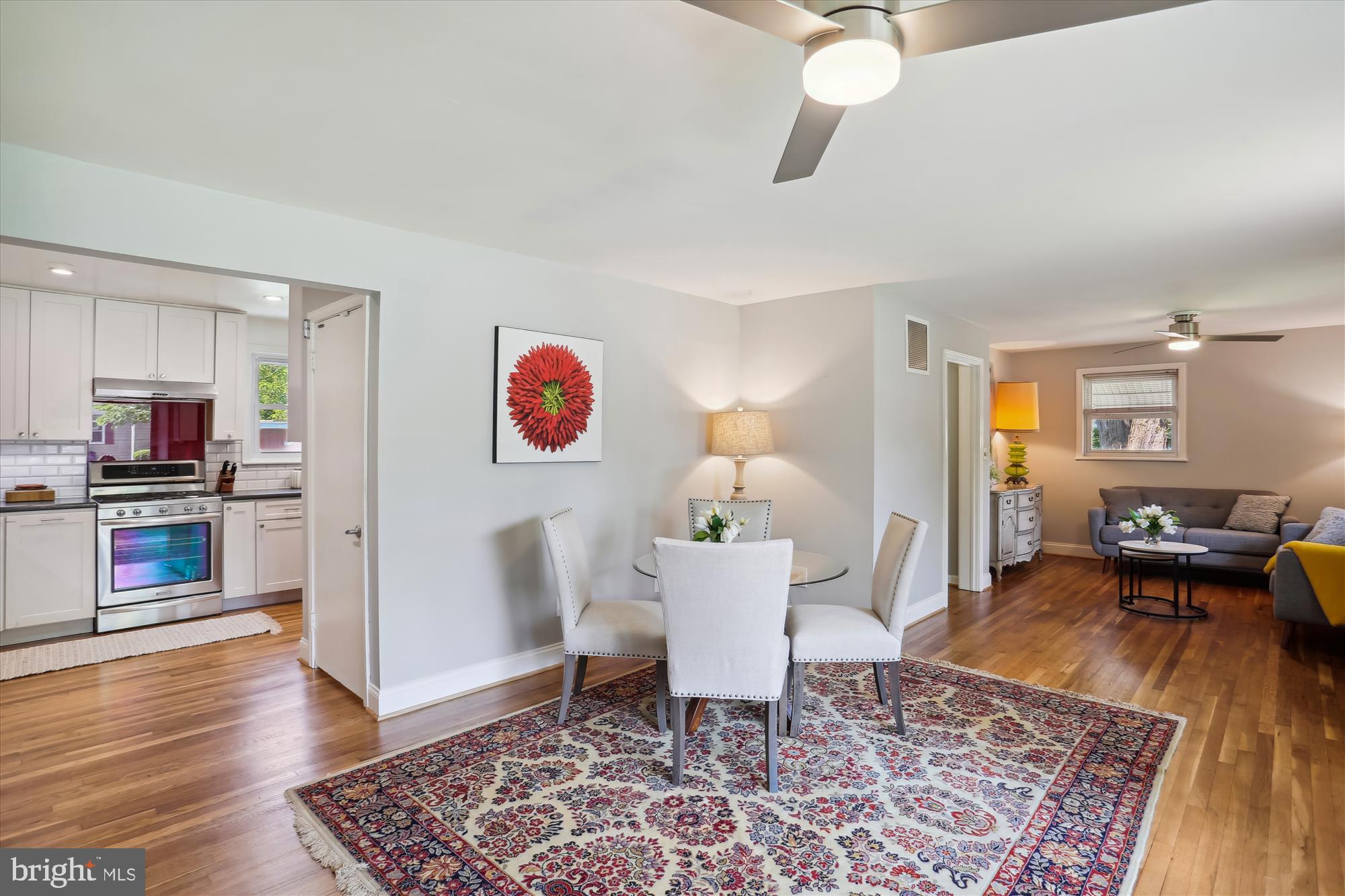 903 Kerwin Road Silver Spring, MD 20901 - Photo 6 of 51 Beautiful Wood Flooring