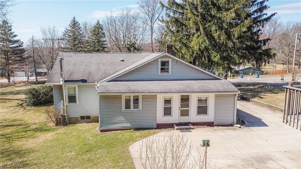2293 Pressler Road Akron, OH 44312 - Photo 5 of 35