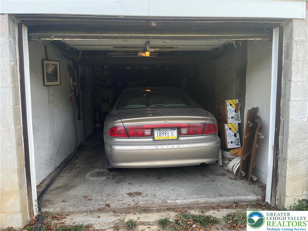 861 Muschlitz Road Nazareth, PA 18064 - Photo 21 of 35