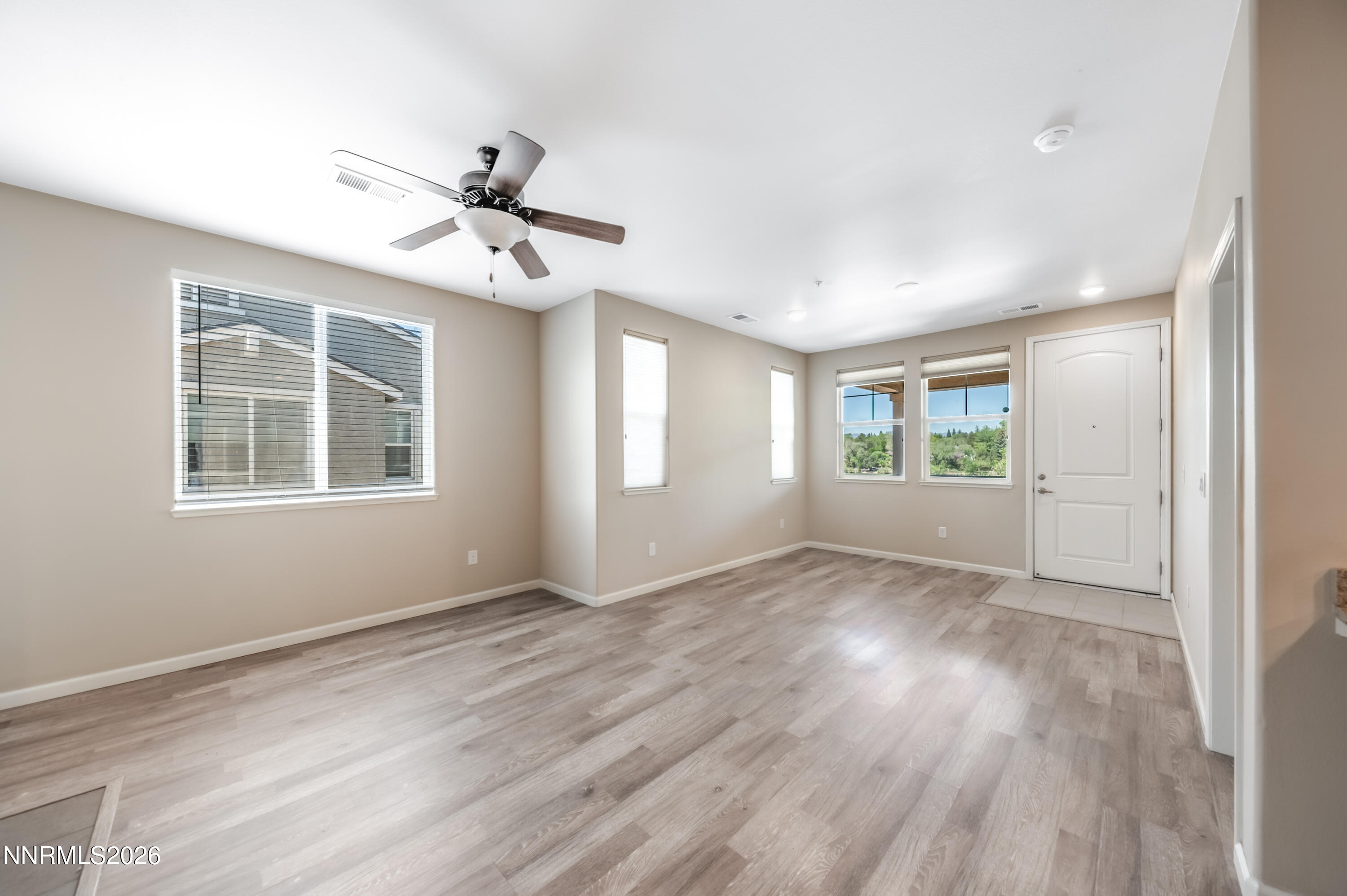 2490 Eastshore Place, Unit 208 Reno, NV 89509 - Photo 9 of 22 E-1020