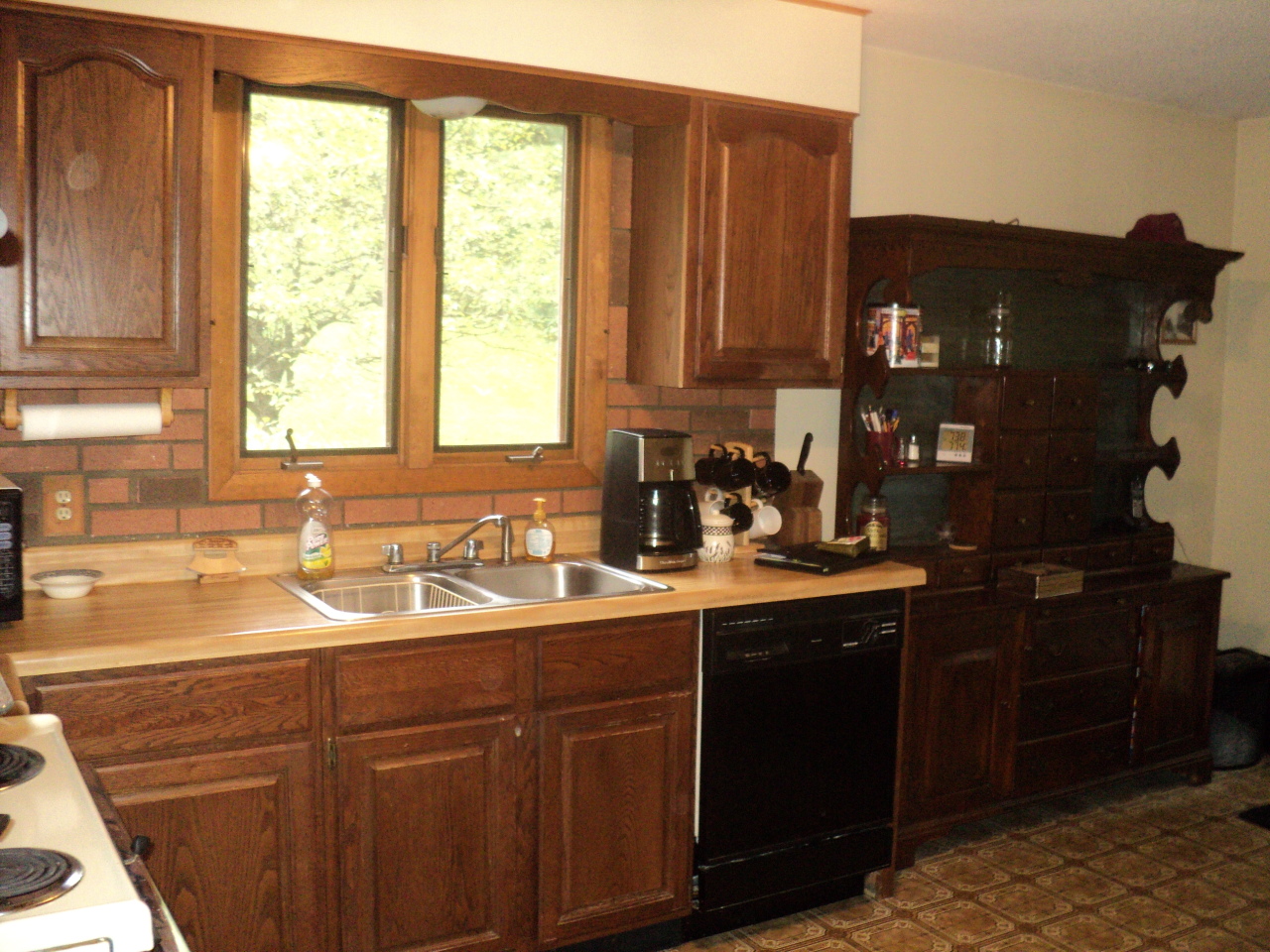 636 Pecks Road Pittsfield, MA 01201 - Photo 15 of 30 636 Pecks 014