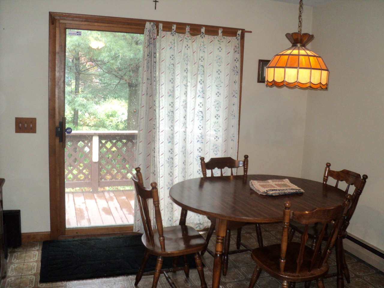 636 Pecks Road Pittsfield, MA 01201 - Photo 4 of 30 636 Pecks 003
