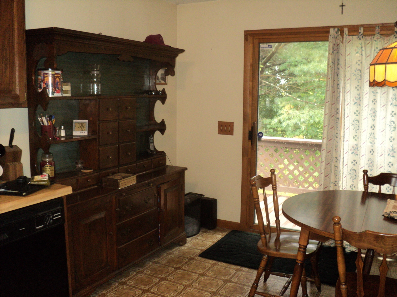 636 Pecks Road Pittsfield, MA 01201 - Photo 5 of 30 636 Pecks 004
