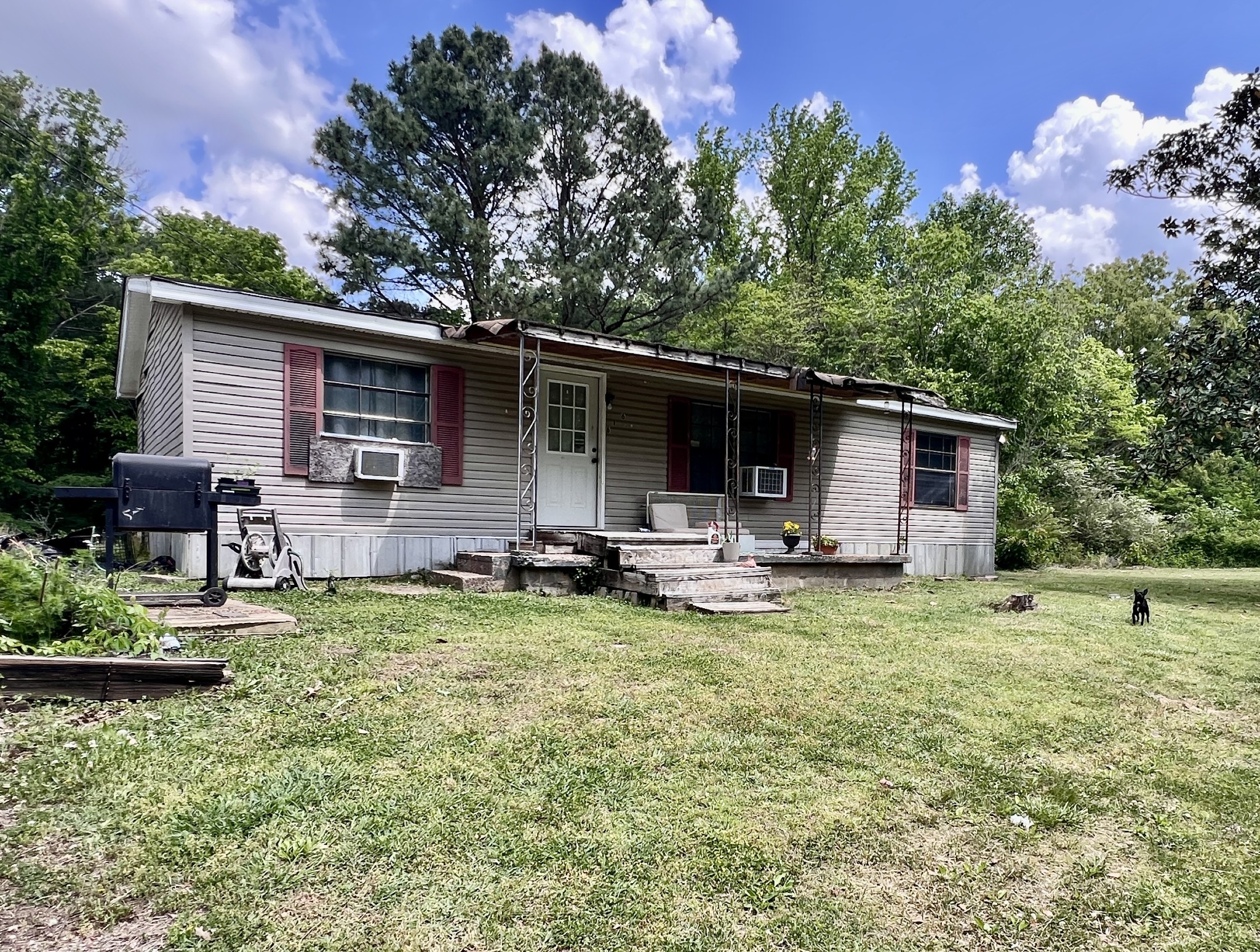 616 Powell Street Paris, TN 38242 - Photo 2 of 25