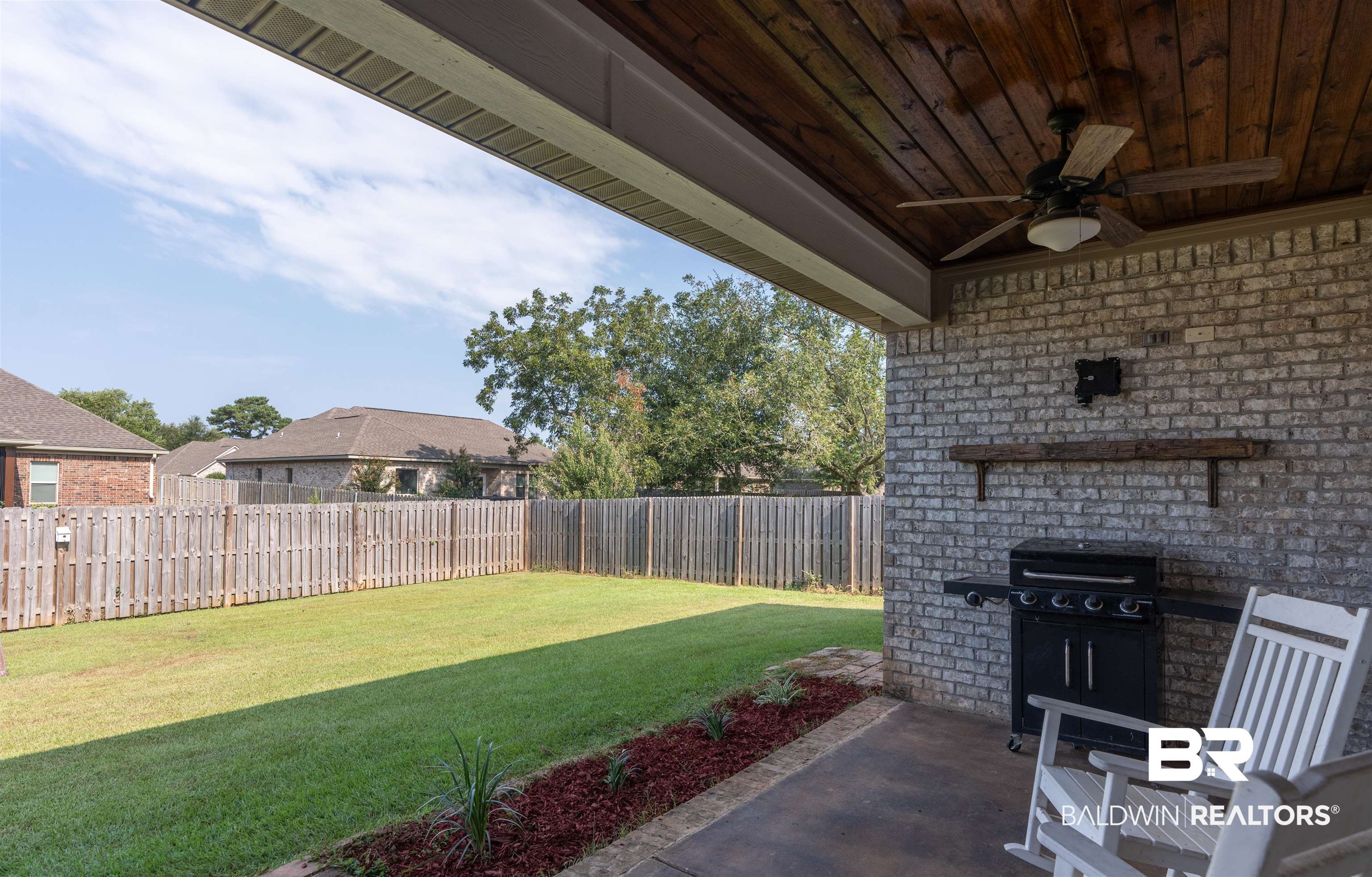 27049 Allenbrook Court Daphne, AL 36526 - Photo 34 of 39 Yard