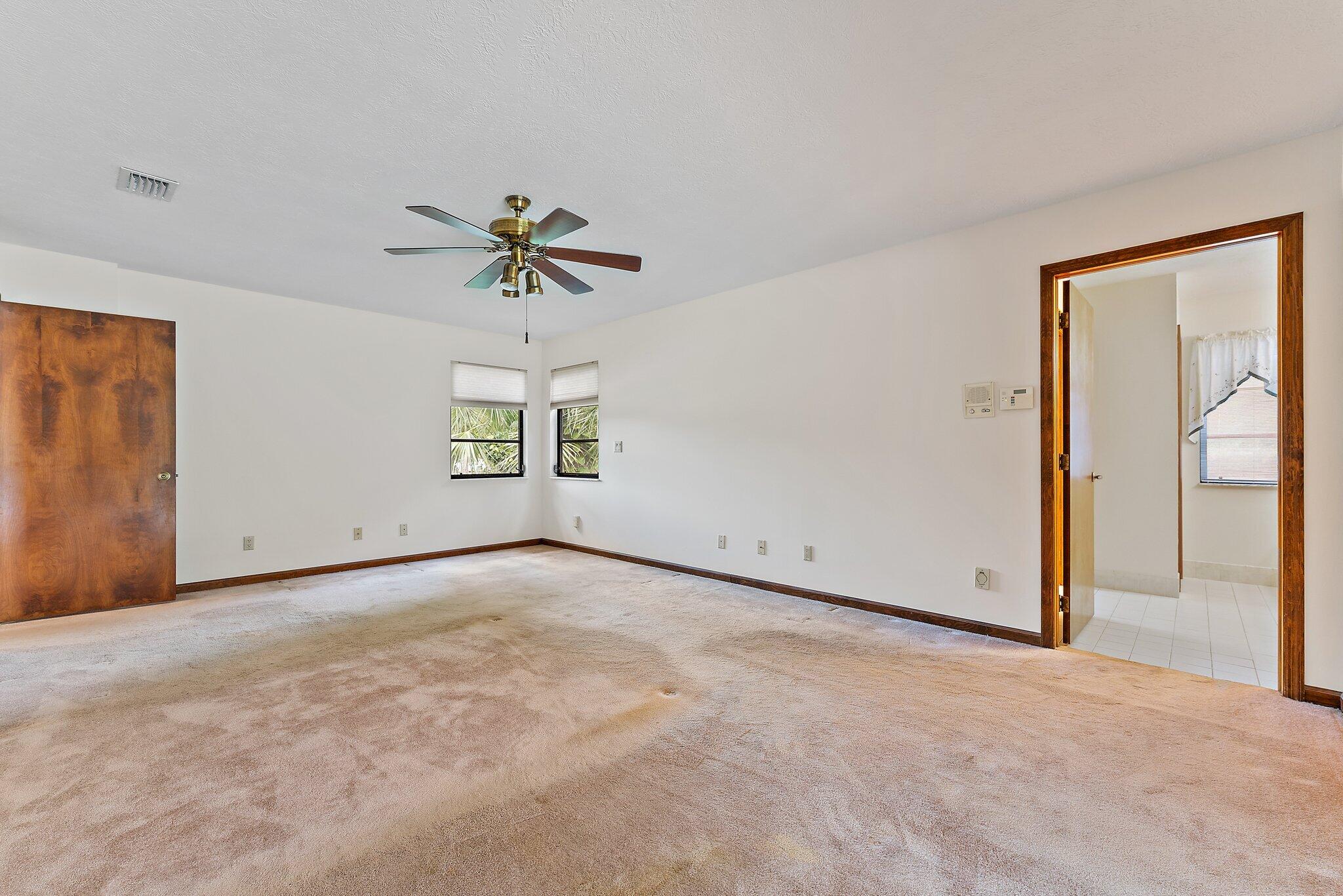 11419 178th Road North Jupiter, FL 33478 - Photo 14 of 54 015-11419178thRdN-Jupiter-FL-SMALLM