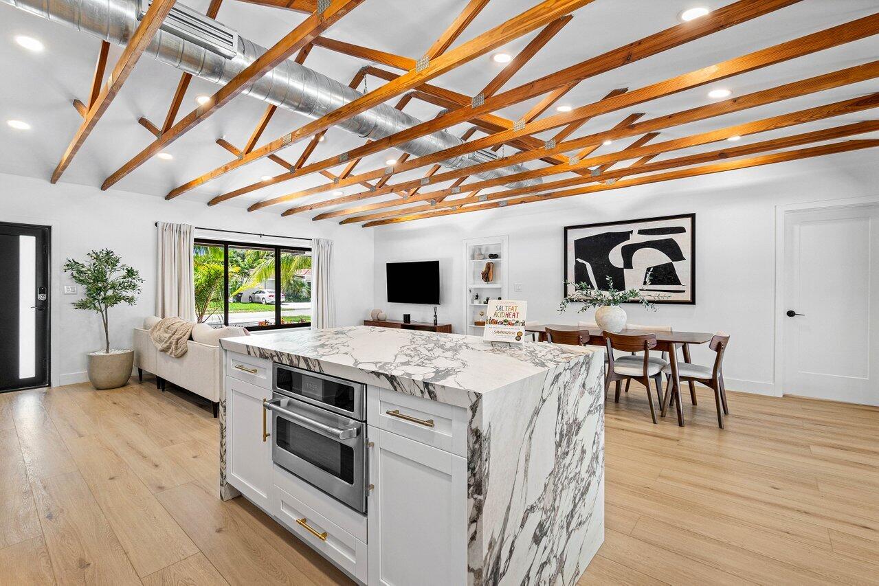 739 Northwest 7th Street Boca Raton, FL 33486 - Photo 11 of 37 011-739Northwest7thStreet-BocaRaton-FL-3