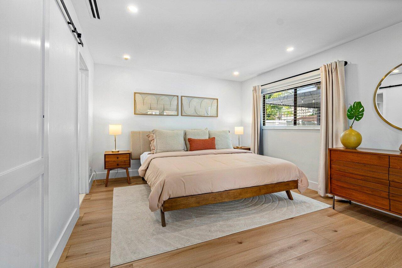 739 Northwest 7th Street Boca Raton, FL 33486 - Photo 17 of 37 016-739Northwest7thStreet-BocaRaton-FL-3