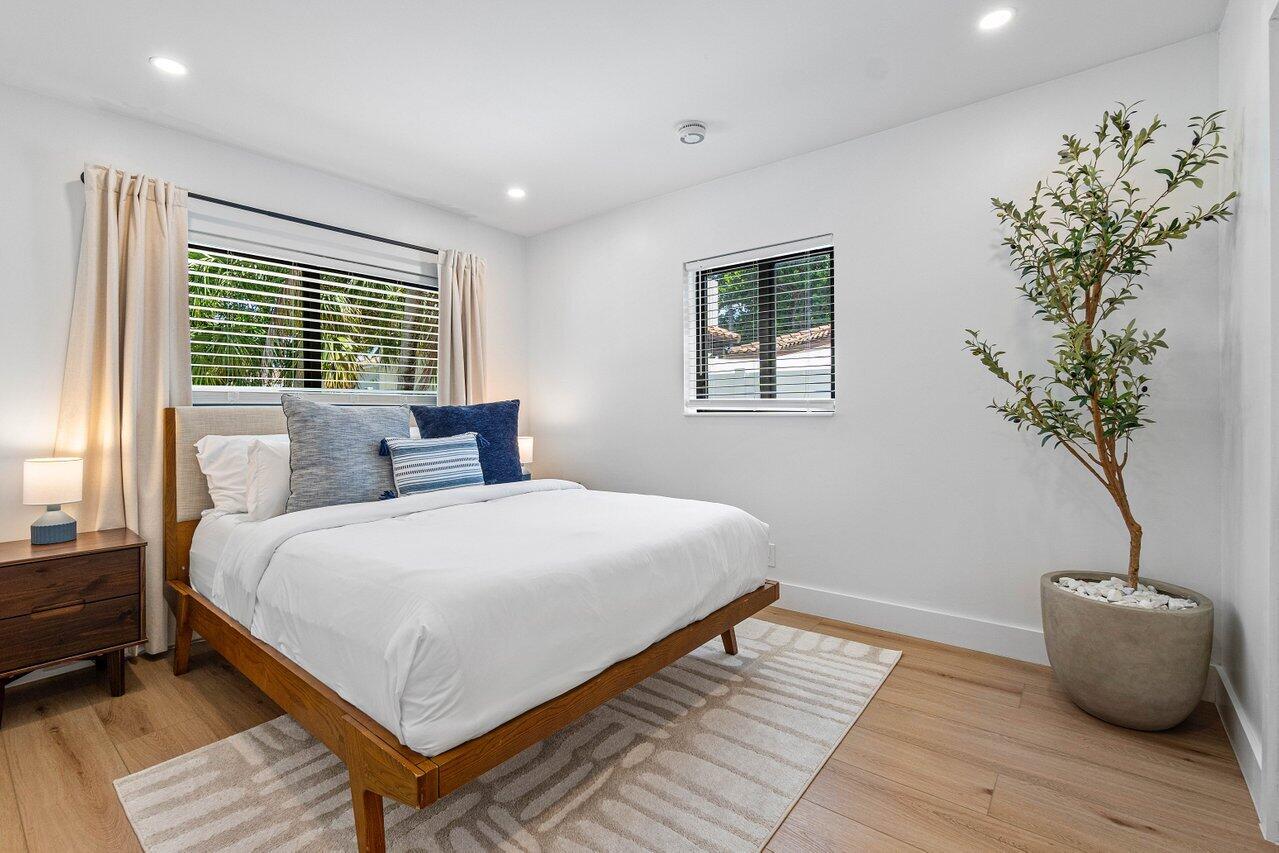 739 Northwest 7th Street Boca Raton, FL 33486 - Photo 22 of 37 021-739Northwest7thStreet-BocaRaton-FL-3