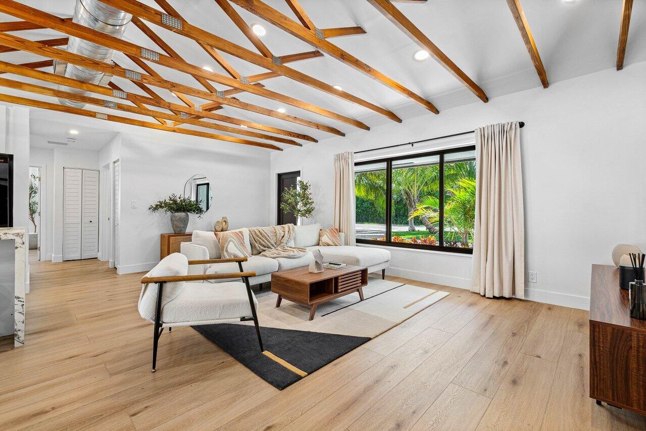 739 Northwest 7th Street Boca Raton, FL 33486 - Photo 7 of 37 007-739Northwest7thStreet-BocaRaton-FL-3