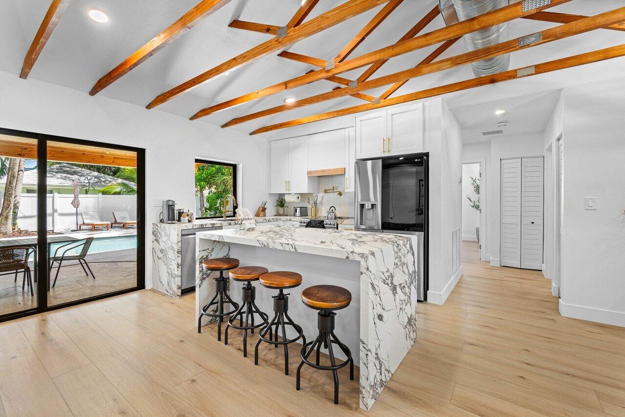 739 Northwest 7th Street Boca Raton, FL 33486 - Photo 9 of 37 009-739Northwest7thStreet-BocaRaton-FL-3