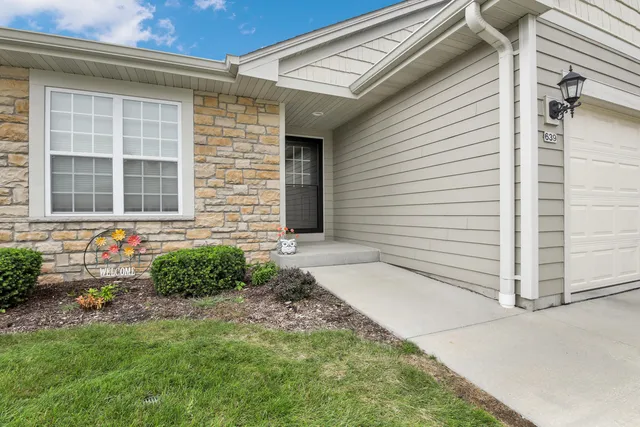 $365,000 | 639 Farmstead Court, Unit 639, Slinger, WI 53086