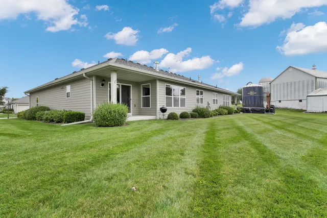 $365,000 | 639 Farmstead Court, Unit 639, Slinger, WI 53086