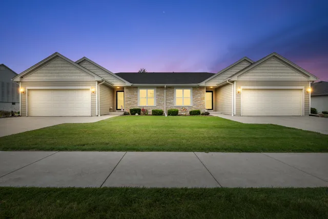 $365,000 | 639 Farmstead Court, Unit 639, Slinger, WI 53086