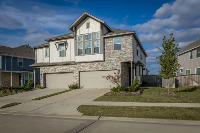 $2,300 | 12902 Rio Medina Trail, Cypress, TX 77433