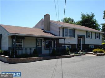 417 Crown Point Road Thorofare, NJ 08086 - Photo 1 of 11 Exterior Front