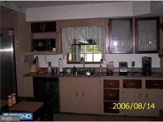 417 Crown Point Road Thorofare, NJ 08086 - Photo 11 of 11 Kitchen