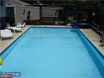 417 Crown Point Road Thorofare, NJ 08086 - Photo 3 of 11 View