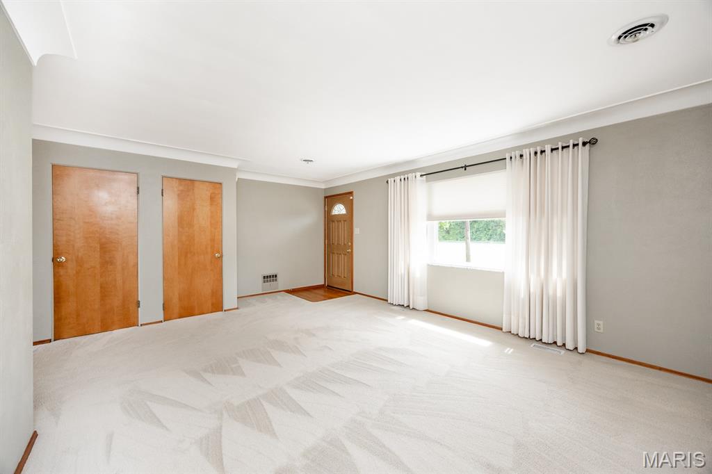 1154 St Thomas Road Granite City, IL 62040 - Photo 4 of 32 Gallery Image 4