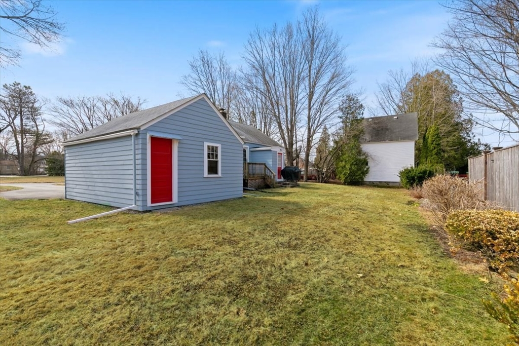 137 Bay State Road North Andover, MA 01845 - Photo 35 of 40 Gallery Image 35