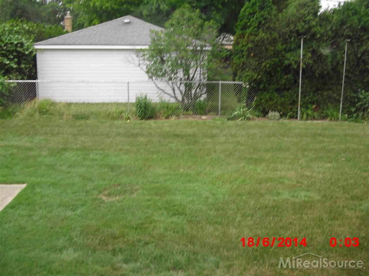27431 Hoover Road, Unit 28 Warren, MI 48093 - Photo 28 of 28 31198618-28.JPG