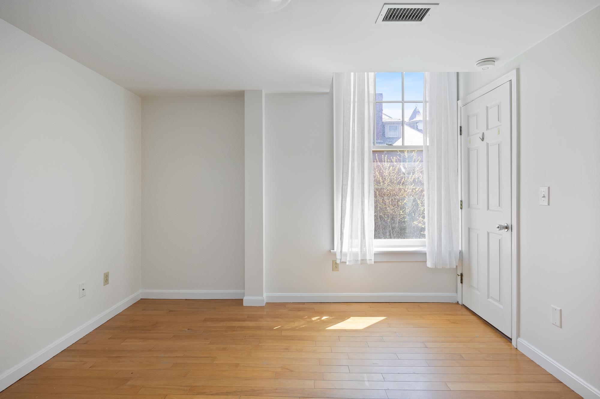 300 Main Street, Unit 5 Burlington, VT 05401 - Photo 27 of 41