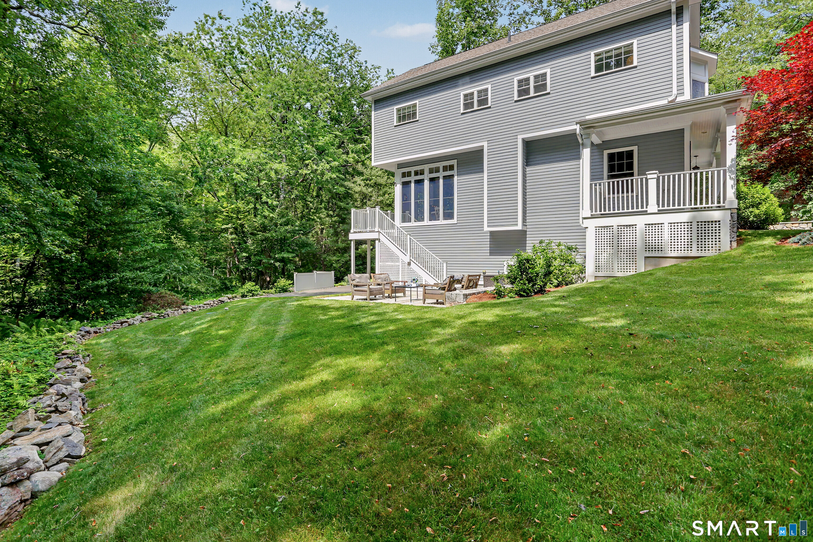1192 Catamount Road Fairfield, CT 06824 - Photo 30 of 37