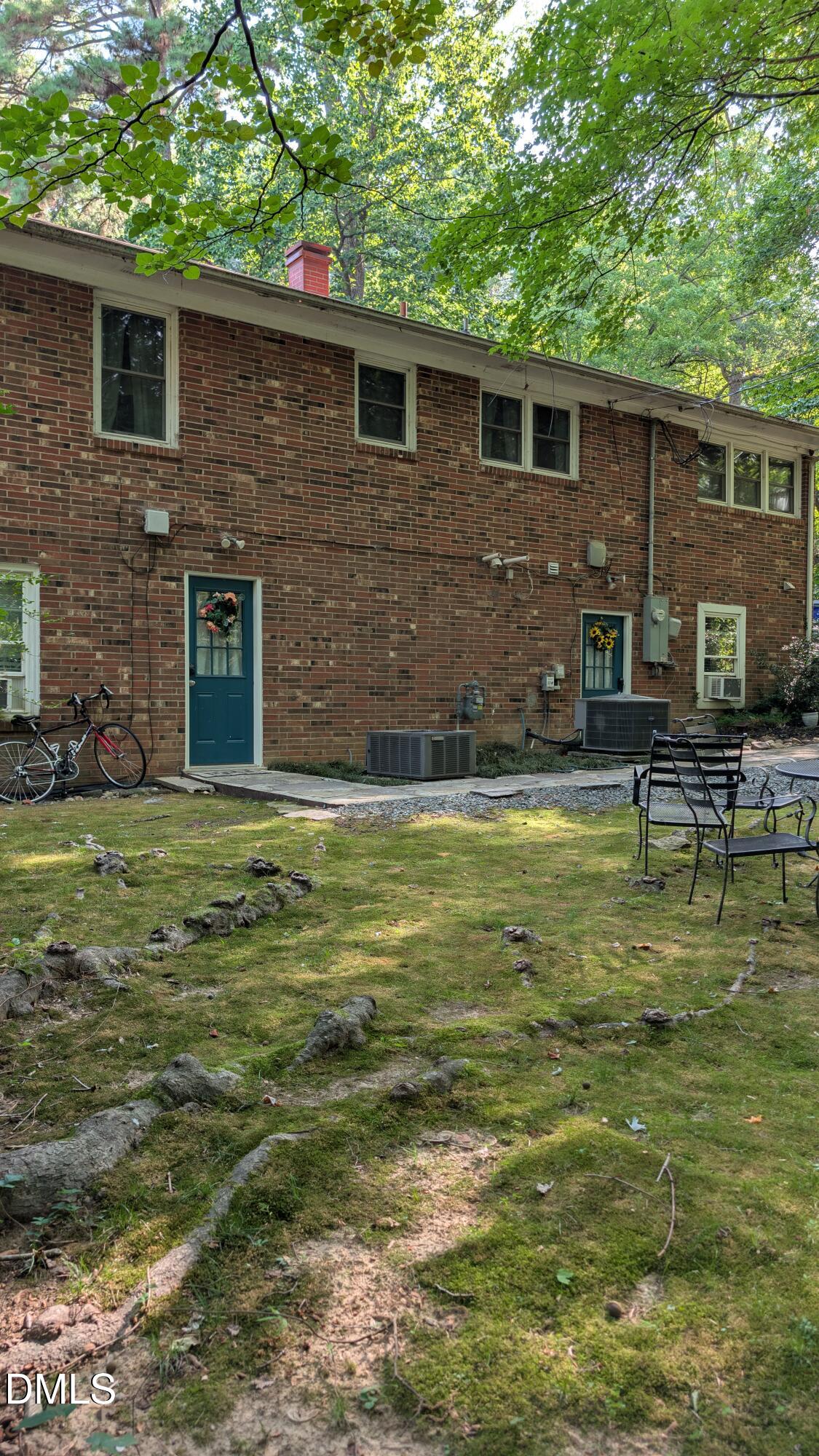 105 Lexington Road Chapel Hill, NC 27516 - Photo 6 of 13 PXL_20260704_133434666