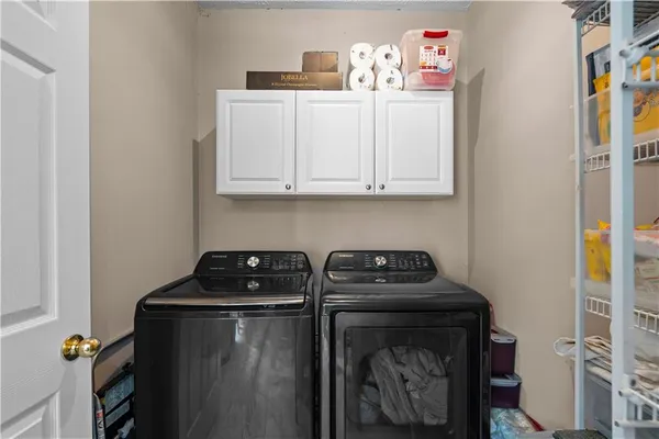 $2,350 | 38 Roxbury Lane, Newnan, GA 30265