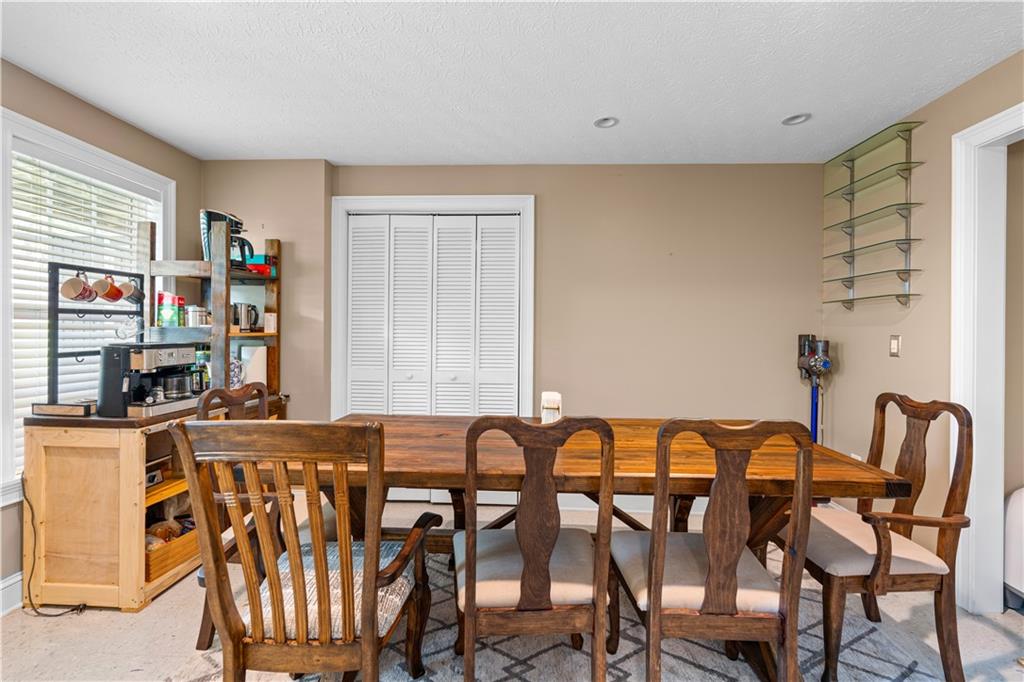 38 Roxbury Lane Newnan, GA 30265 - Photo 9 of 30