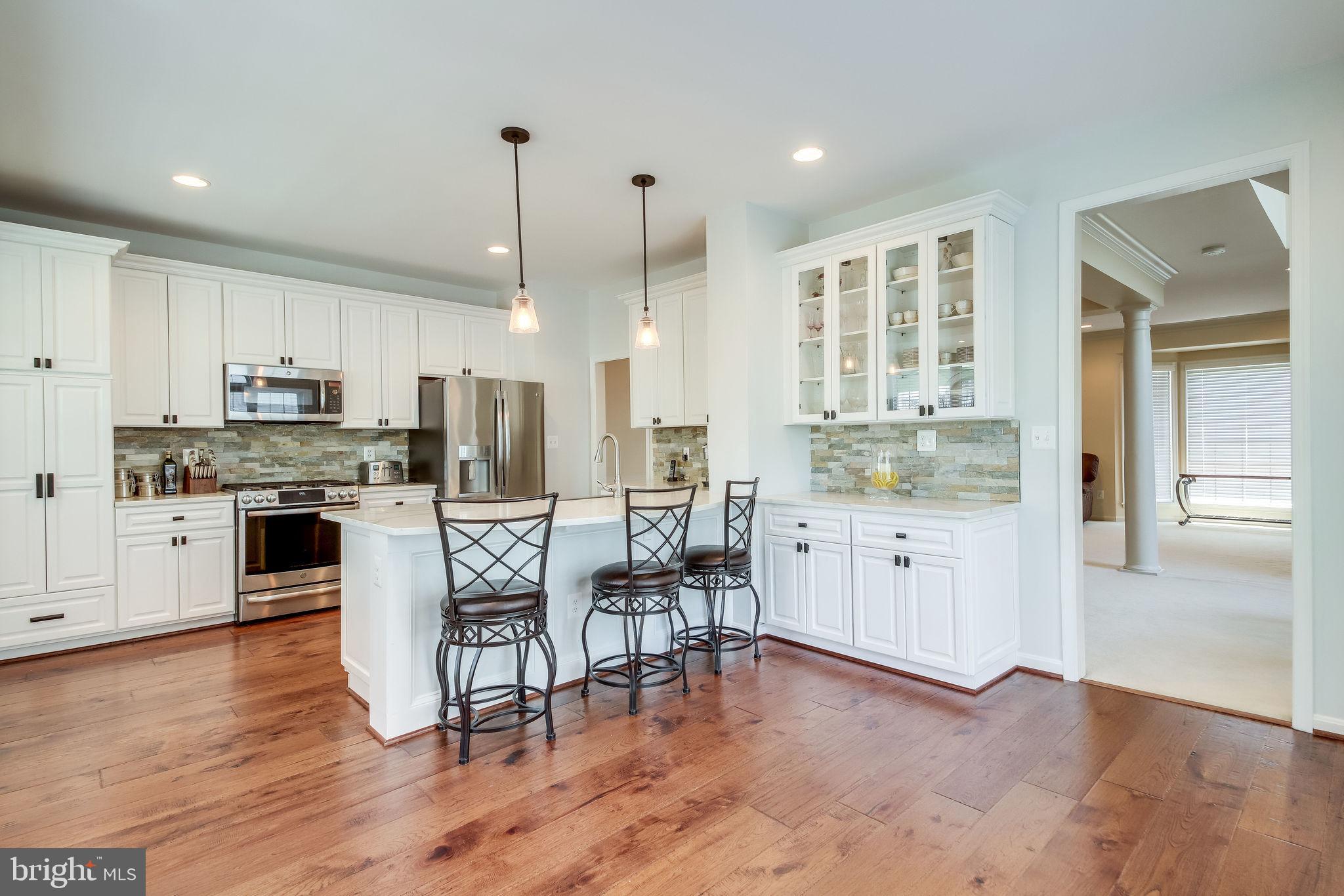 46752 Oakmere Terrace Sterling, VA 20165 - Photo 14 of 66