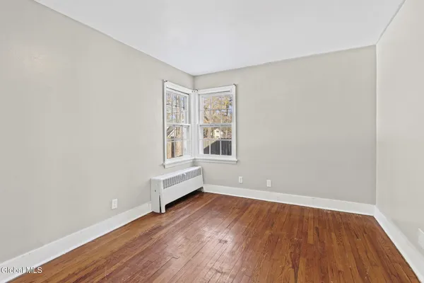 $280,000 | 525 Kenwood Avenue, Bethlehem, NY 12054