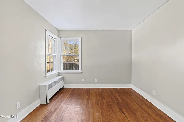 $280,000 | 525 Kenwood Avenue, Bethlehem, NY 12054