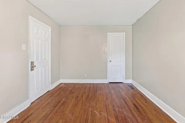$280,000 | 525 Kenwood Avenue, Bethlehem, NY 12054